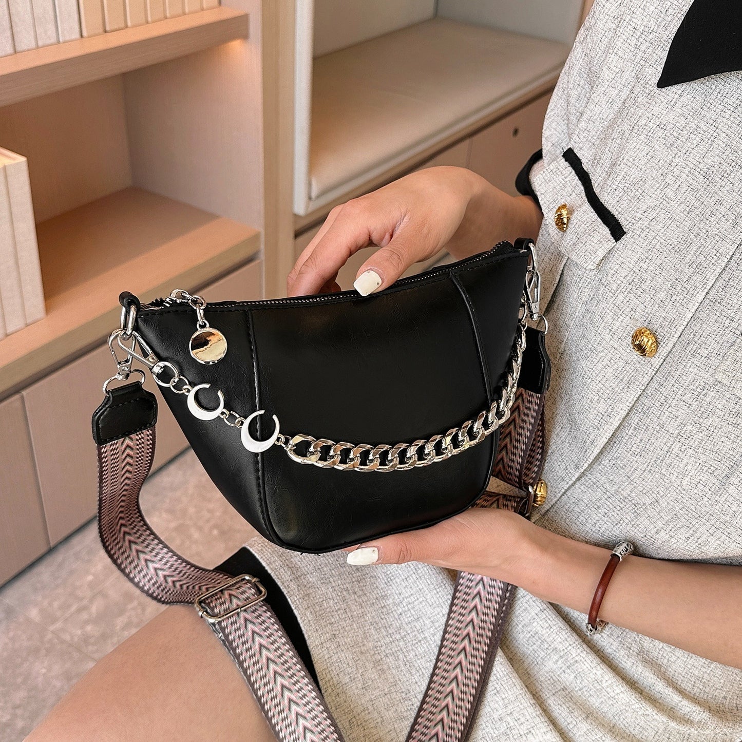 PU Leather Chain Trim Crossbody Bag